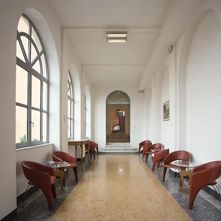 Ξενοδοχείο Hermitage 3*